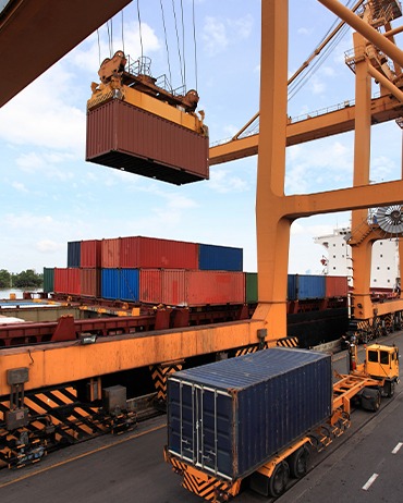 Container trading services Dubai